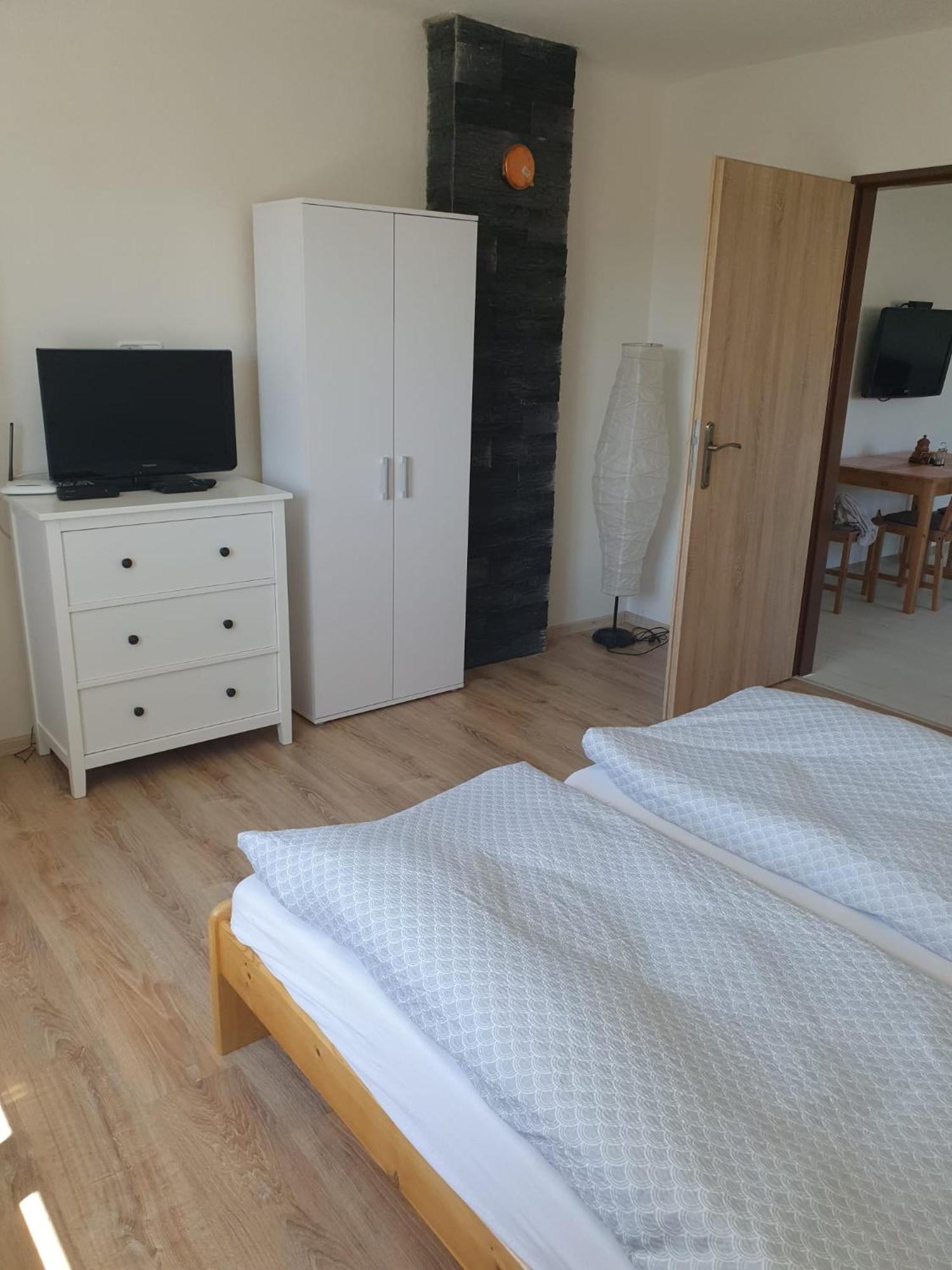 U-Aldy Appartement Velké Losiny Buitenkant foto